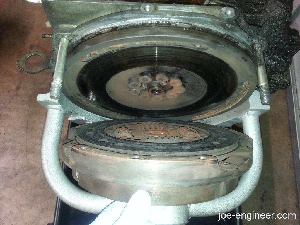 Porsche 911SC Clutch Removal