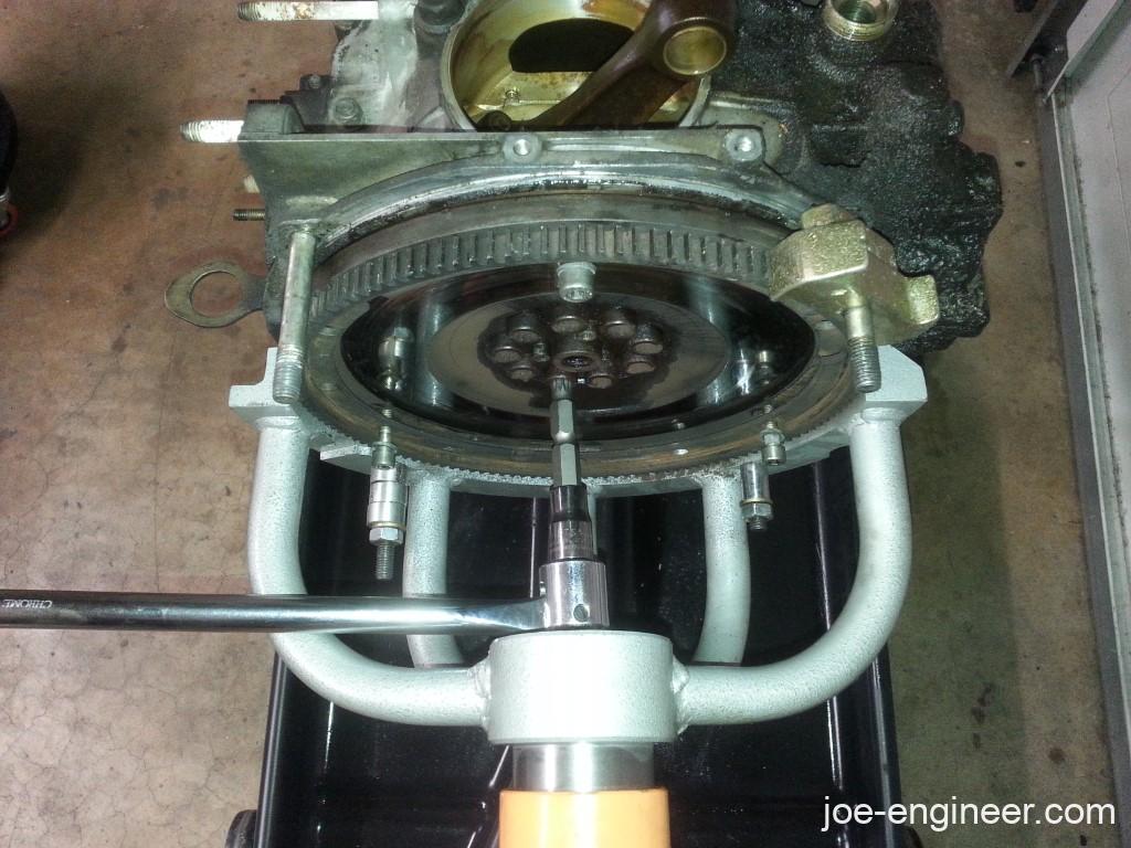 Porsche 911SC Flywheel Removal